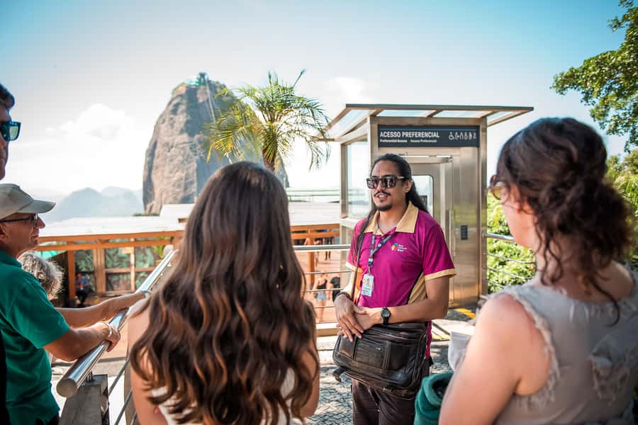 Rio de Janeiro: Private Custom 9-hour Unforgettable tour - Sugar Loaf and four cable car rides