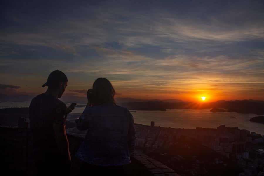 Rio de Janeiro: Private Sunrise Tour at Mirante Dona Marta - Why Mirante Dona Marta works so well at sunrise