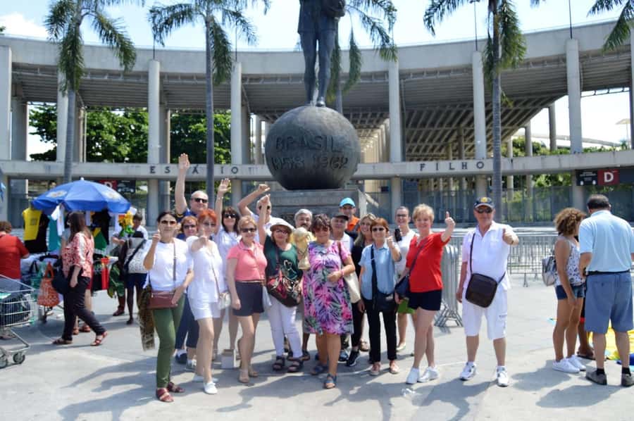 Rio de Janeiro: Rio's Icons Guided Tour with Tickets & Lunch - Brazilian buffet lunch with room to choose