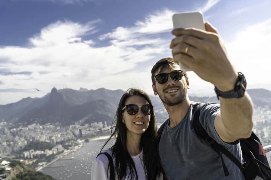 Rio de Janeiro: Rio's Icons Guided Tour with Tickets & Lunch - Christ the Redeemer and the best early views