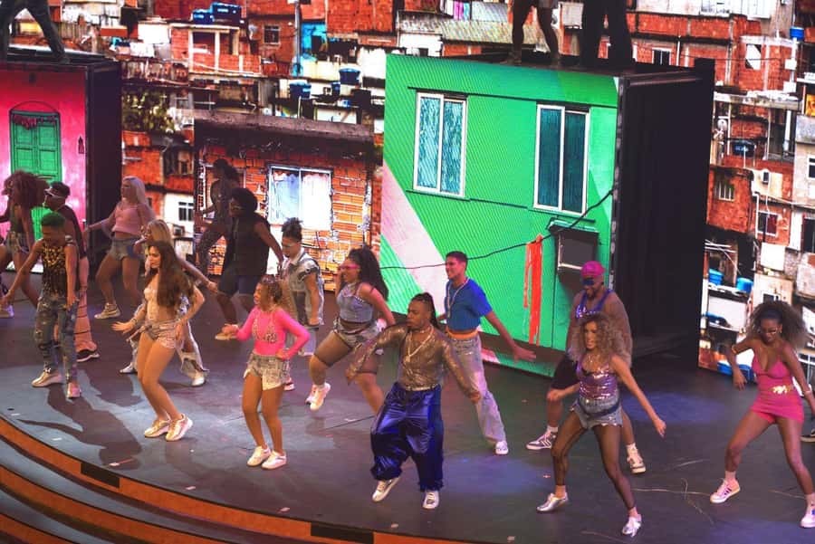Rio de Janeiro: Roxy Dinner Show with Hotel Pickup - Bossa Nova before the main production