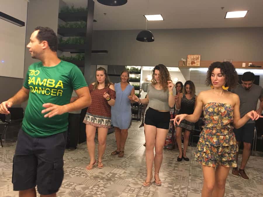 Rio de Janeiro: Samba Class and Samba Night Tour - Who should book this samba night?