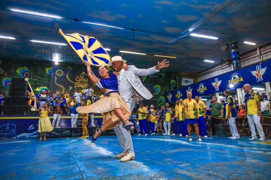 Rio de Janeiro: Samba School Rehearsal Viewing With Transfer - Arriving at the samba school headquarters