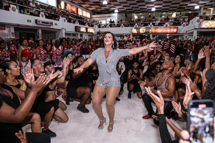 Rio de Janeiro: Samba School Rehearsal Viewing With Transfer - The crowd, sound, and viewing position