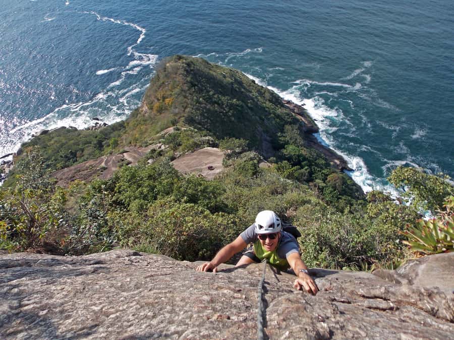 Rio de Janeiro: Sugarloaf Mountain Hike and Climb - Why climb Sugarloaf instead of taking the cable car?