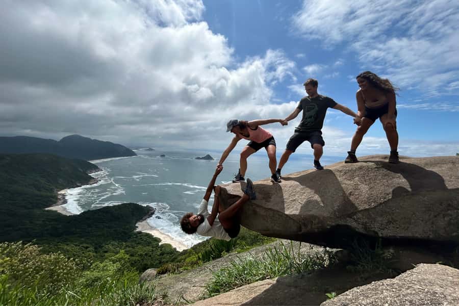 Rio de Janeiro: Telegrafo Rock Hike with Optional Beach Stop - Choosing the 30-minute beach stop