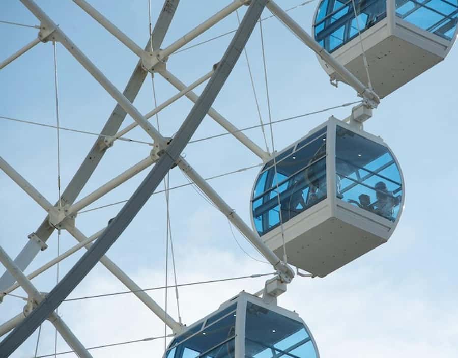 Rio de Janeiro: Yup Star Observation Wheel Ticket - Boarding at Porto Maravilha
