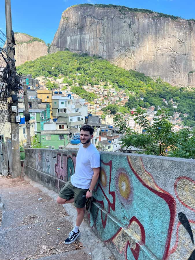 Rio: Favela Rocinha Tour with Local Guide & Secret Spots - Viewpoints and local businesses