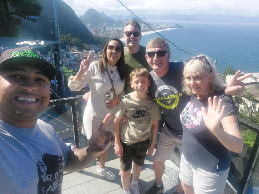 Rio Favela Tour - A private two-hour format