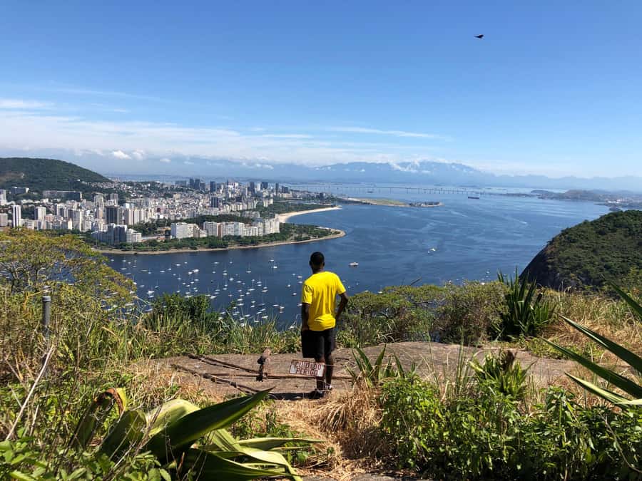 Rio: Favela Tour Imersion in Babilônia and Chapéu Mangueira - A respectful way to take the tour