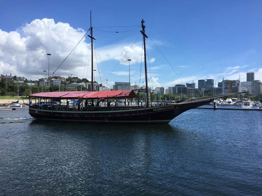 Rio From The Sea: Guanabara Bay Cruise with Optional Lunch - The two-hour cruise across Guanabara Bay