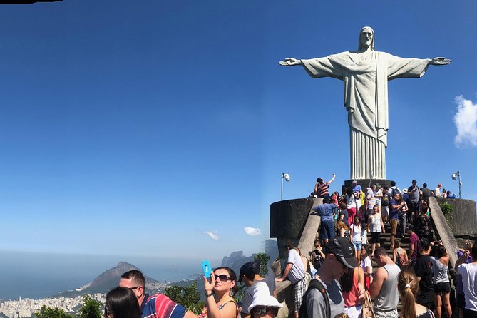 Rio in Style: A Journey Thru Corcovado, Sugarloaf, Selaron - The cathedral brings a burst of modern design