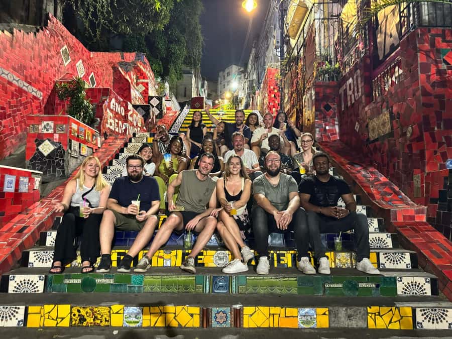 Rio: Pub Crawl in Lapa with Cachaça Tasting and Live Samba - Key points to know before booking
