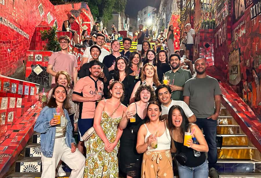 Rio: Pub Crawl in Lapa with Cachaça Tasting and Live Samba - The Arcos da Lapa and a caipirinha break