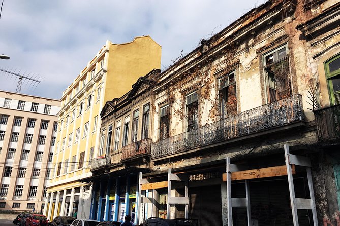 Rio's city walking tour: a glimpse of history and olympic legacy - Confeitaria Colombo and the old Portuguese library