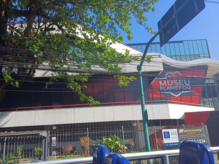 Rio Samba Bus: hop-on hop-off city tour in Rio de Janeiro - Aquarium, Yup Star, Maracanã, and the central route