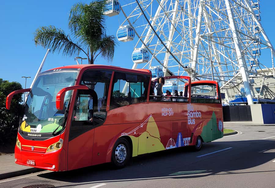 Rio Samba Bus: hop-on hop-off city tour in Rio de Janeiro - Sugarloaf Mountain and the Rio Sul stop