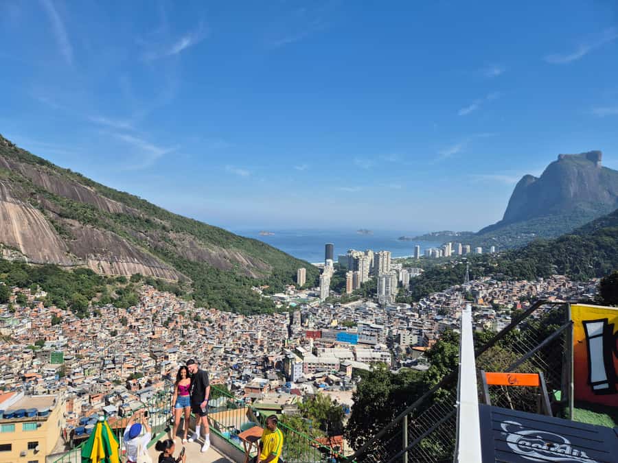 Rocinha Jeep Tour: A Journey into the Soul of the Favela! - The road into Rocinha and the first view