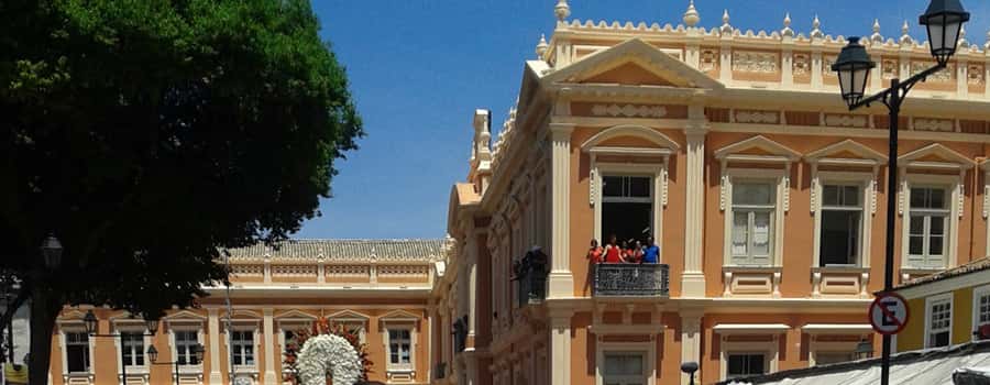 Salvador: Anthropological City Tour with Lunch IN 6 HOURS - Entering Ile Iya Axe Nasso Oka