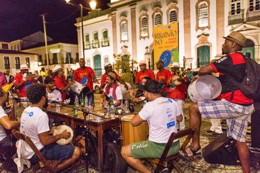 Salvador by Night: Pelourinho & Old Town Tour - The Baroque buildings and the meaning behind them