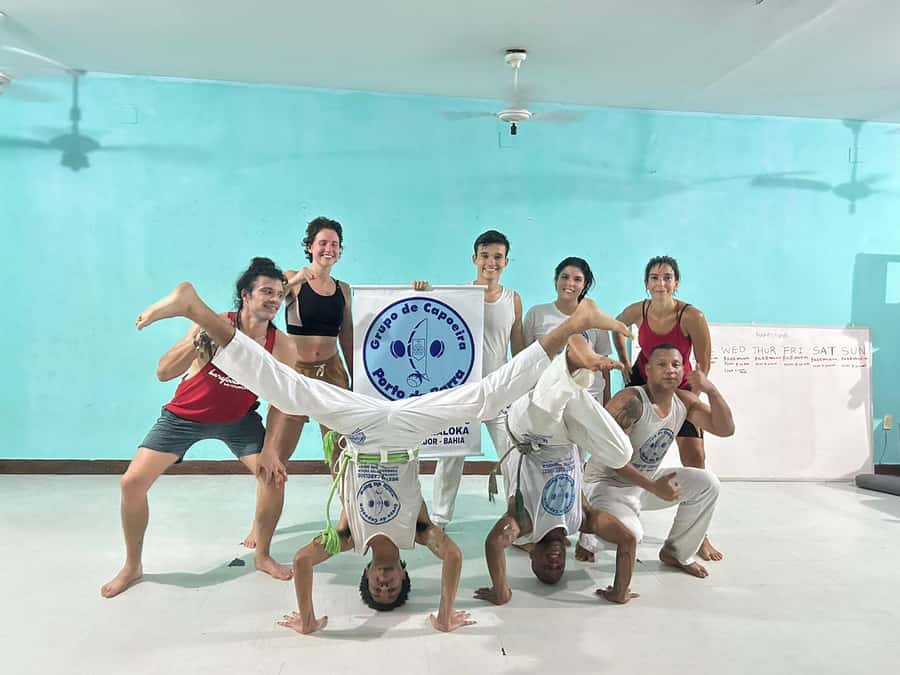 Salvador: CAPOEIRA CLASS - CULTURAL - Learning kicks, spins, and body control