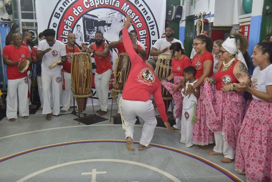 Salvador: Cultural Night of Capoeira, Samba, and Drumming - Who will enjoy this most