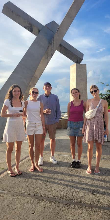 Salvador: Walking Tour Through Pelourinho - Largo Terreiro de Jesus and Brazil’s first Faculty of Medicine