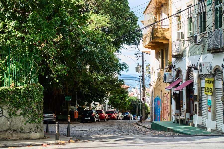 Santa Teresa - Bohemia and Art - Cobblestones, mansions, and street art