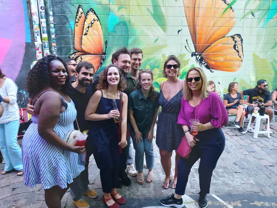 São Paulo: Bar and Street Art Crawl with Local Guide - Key points to know before booking