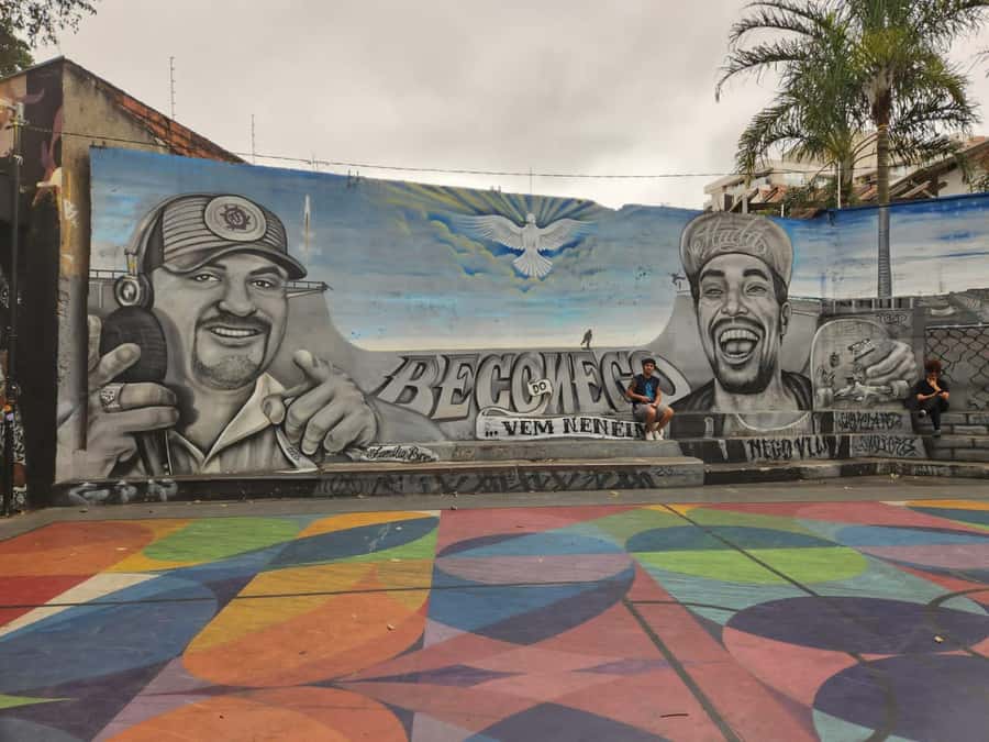 São Paulo: Bar and Street Art Crawl with Local Guide - Who should book this São Paulo art crawl?