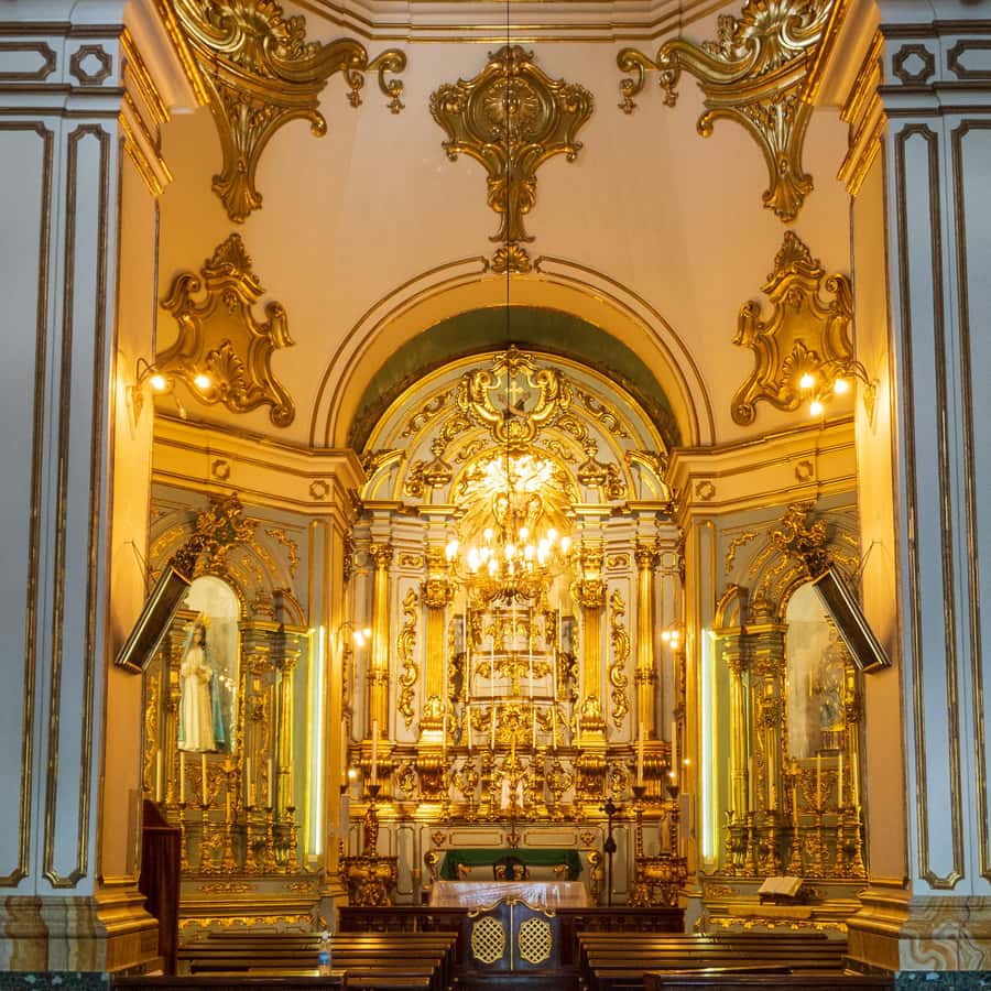 Sao Paulo: Downtown-Center Walking Tour | 2 Hours - English - Galeria do Rock, where the route gets more modern
