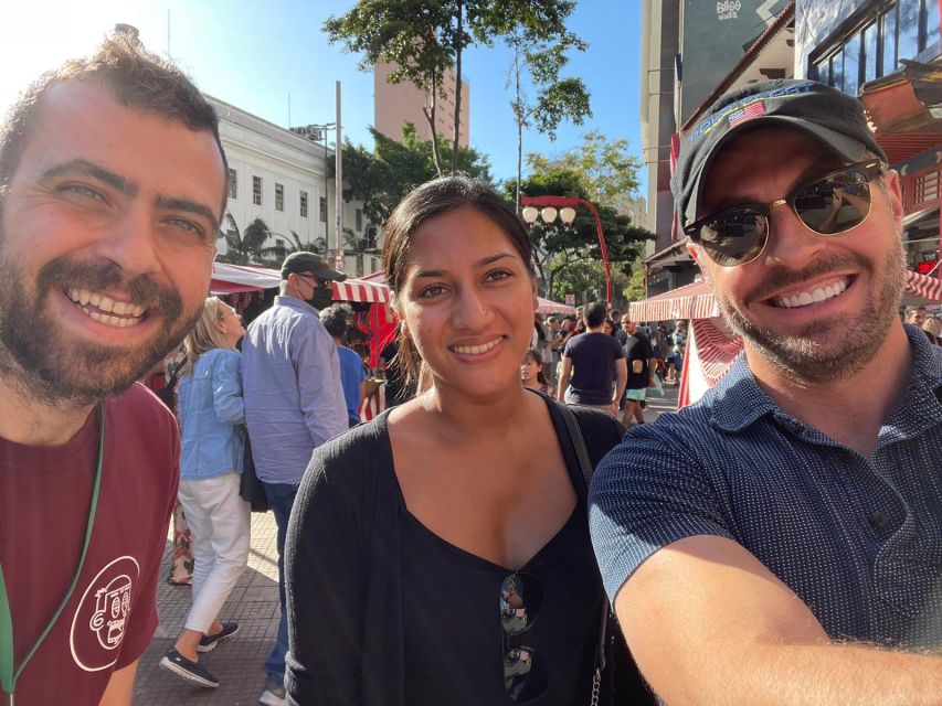 São Paulo: Liberdade Street Food Tour - The history walk between the tastings