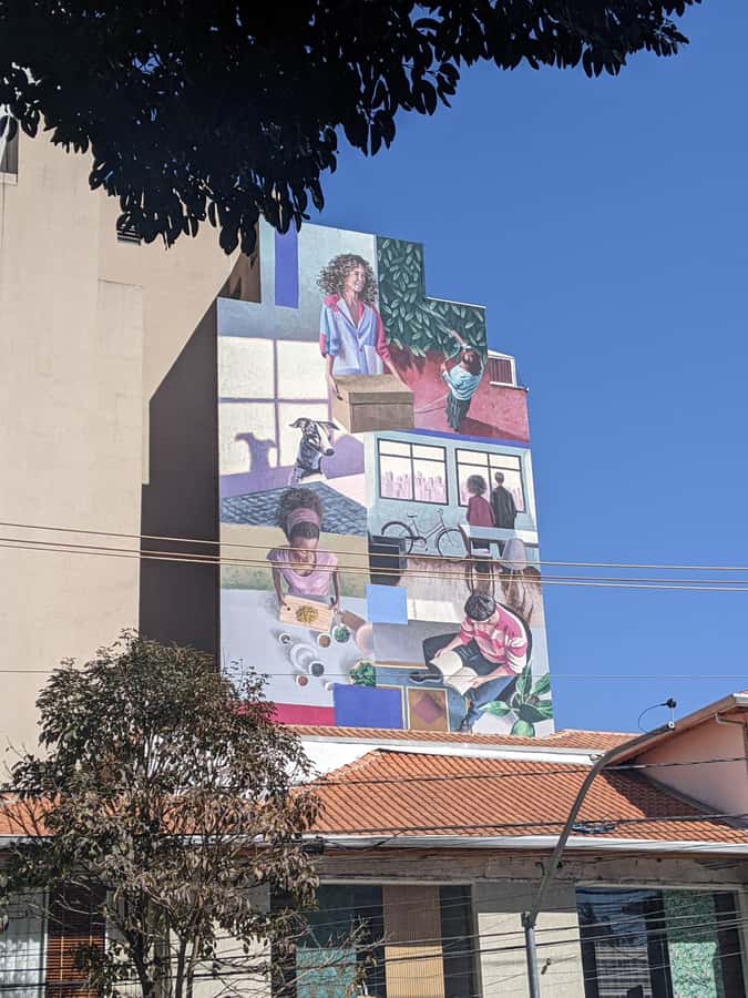 Sao Paulo, Pinheiros - Food & Graffiti Tour | in English - Ending with two flavors of ice cream