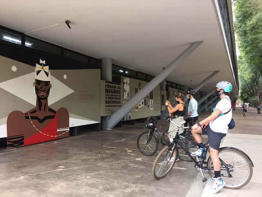 São Paulo: Street Art Bike Tour - Starting with coffee at Portinha 183 Café