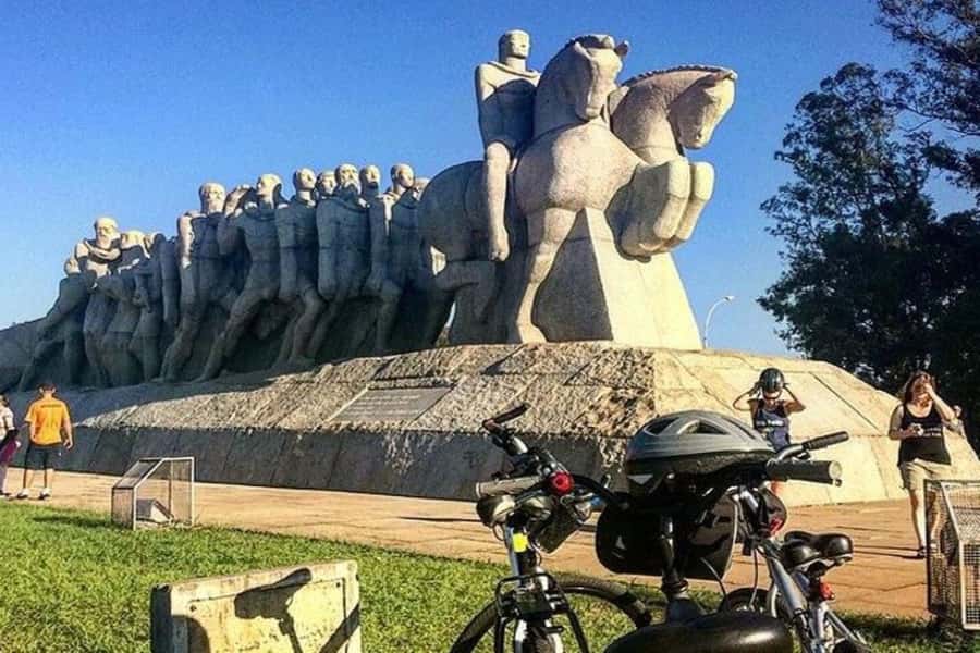 Sao Paulo: The Coolest Urban Scenes Bike Tour - Pinheiros and the city’s social side