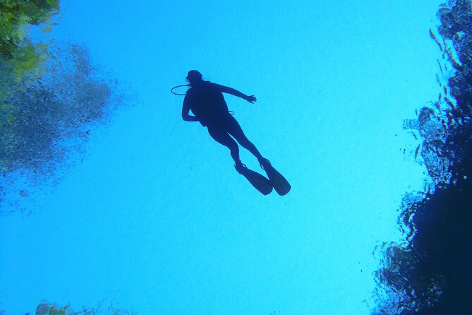 Skip the Line: Lagoa Misteriosa Admission Ticket with Scuba Diving Experience - A small group with room for personal help