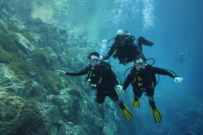Skip the Line: Lagoa Misteriosa Admission Ticket with Scuba Diving Experience - Physical demands and medical limits