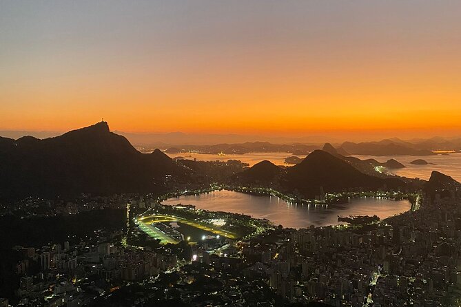 Sunrise at Morro 2 Irmãos - Vidigal - Rio de Janeiro - Walking back through Vidigal