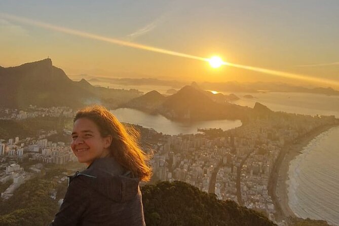Sunrise at Morro 2 Irmãos - Vidigal - Rio de Janeiro - Christian, Junior, and the guide’s role