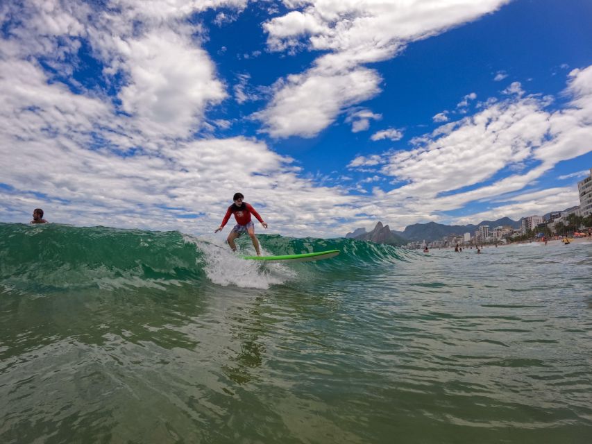 Surf lessons with local instructors in Copacabana/ipanema! - Who will get the most from this lesson