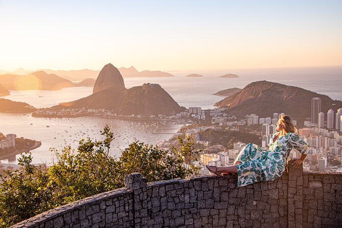 Tour to Mirante Dona Marta at sunrise with guide and photos! - Practical booking advice for the weather and timing