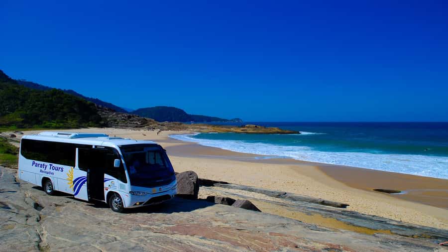 Trindade Day Trip: Nature and Sea Adventure from Paraty - The half-hour walk to the natural pool