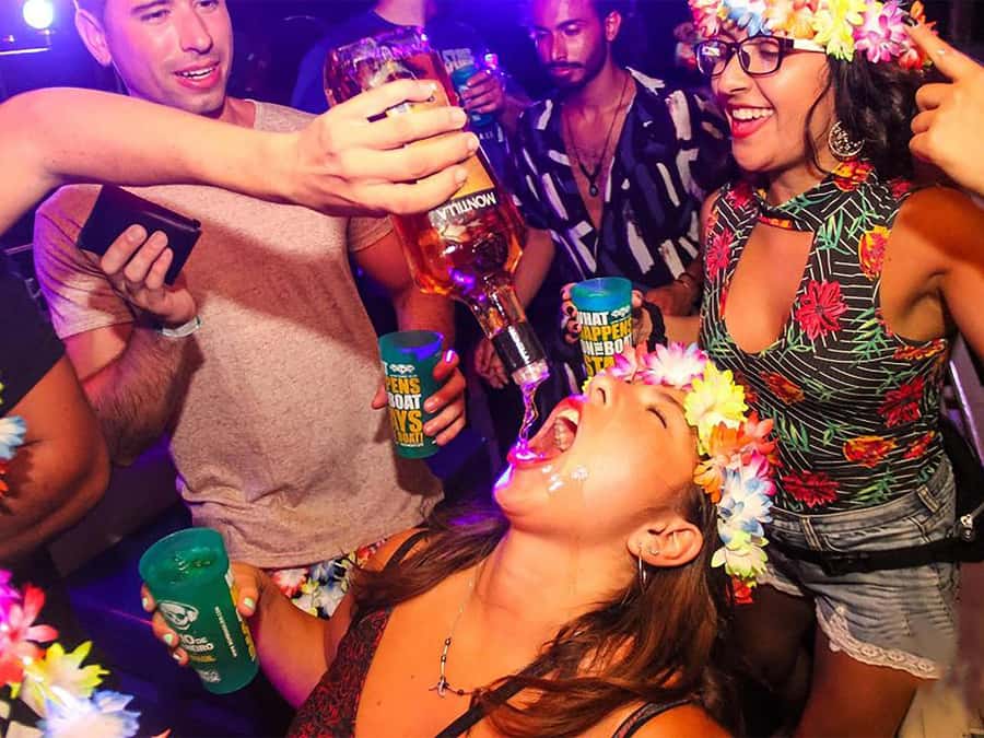 Unforgettable Boat Party - Marina da Glória gives the night a strong opening