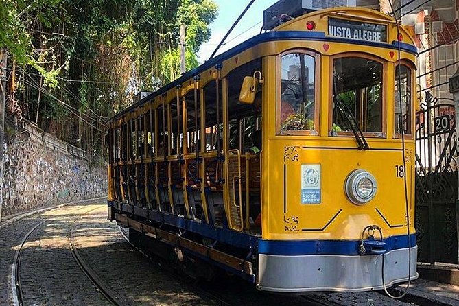 Walking tour of the bohemian neighborhoods of Santa Teresa and Lapa - Cinelândia and central Rio’s grand buildings